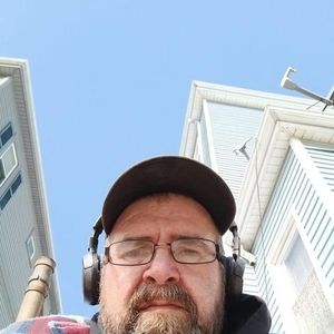 Meet your Posher, Mike